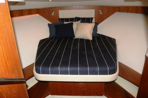 Slide: The Image of Tiara 3100 Coronet 2012 - 2