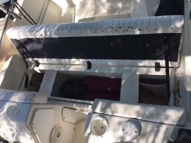 Slide: The Image of Boston Whaler 17 Super Sport 1989 - 7