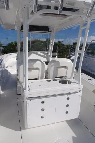 Slide: The Image of Edgewater 320CC 2016 - 10