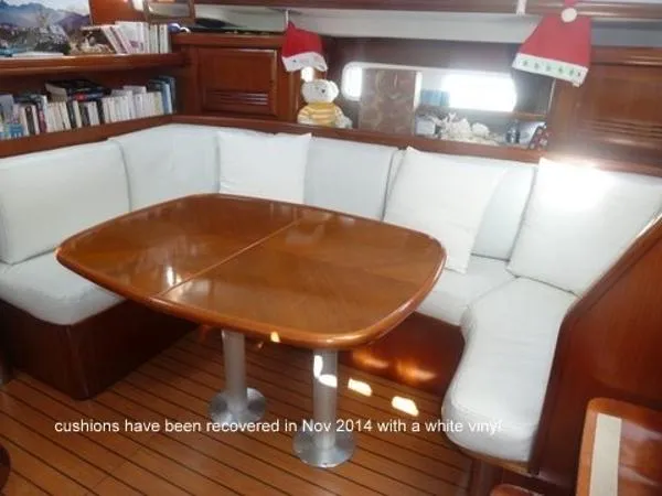 Slide: The Image of Beneteau 42 Center Cockpit 2002 - 10