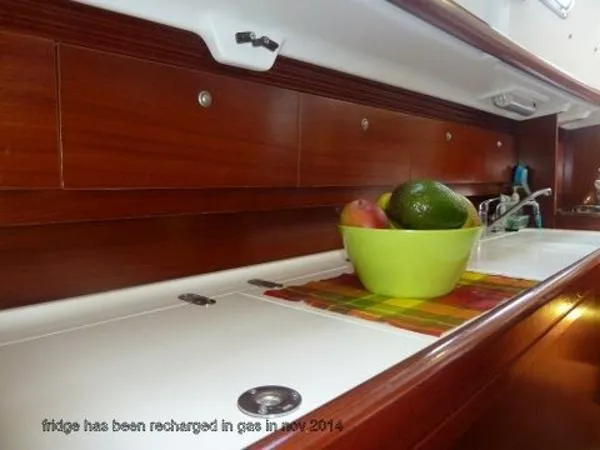 Slide: The Image of Beneteau 42 Center Cockpit 2002 - 11