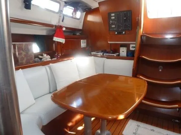 Slide: The Image of Beneteau 42 Center Cockpit 2002 - 9