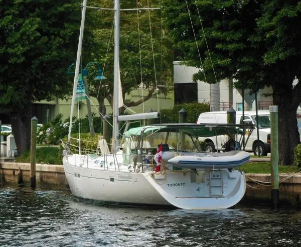 Slide: The Image of Beneteau USA 473 2004 - 5