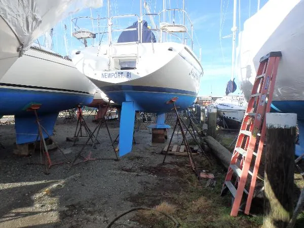 Slide: The Image of Catalina 34 Mark II 2000 - 2