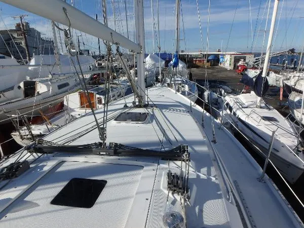 Slide: The Image of Catalina 34 Mark II 2000 - 3