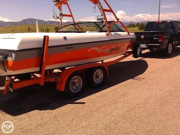 Slide: The Image of Malibu 21 WAKESETTER VLX 2002 - 10