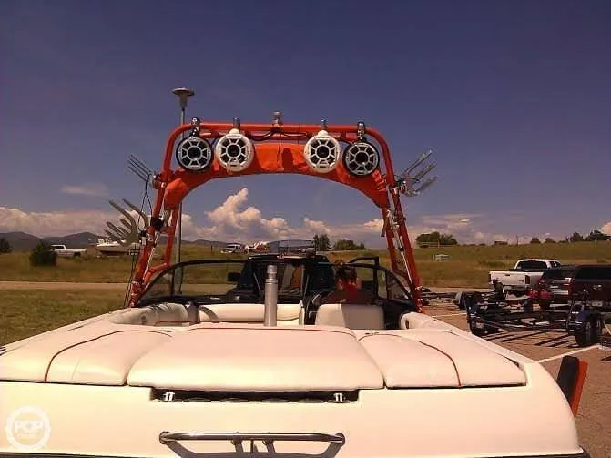 Slide: The Image of Malibu 21 WAKESETTER VLX 2002 - 6