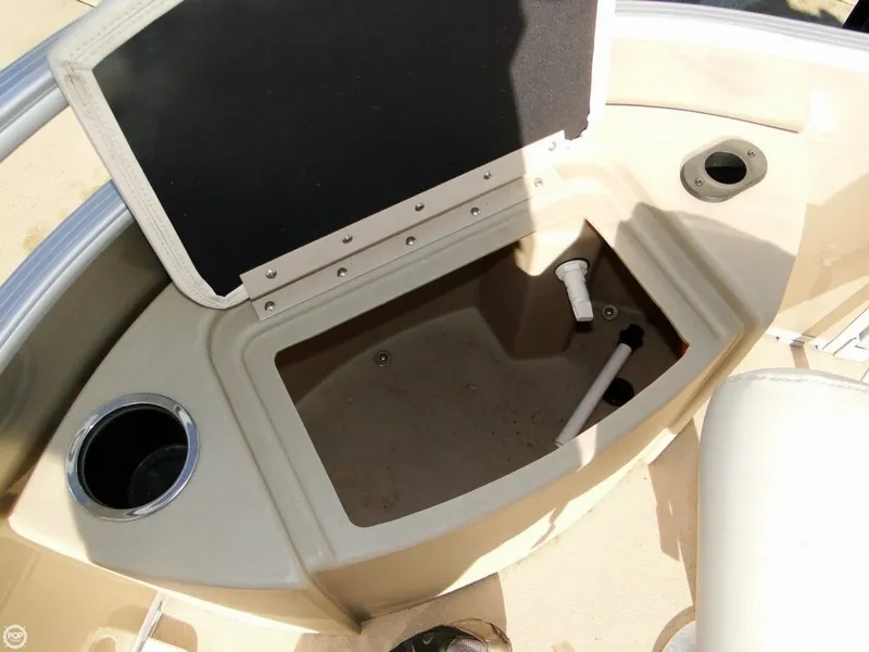 Slide: The Image of Bennington SFX 24 Tritoon 2014 - 8