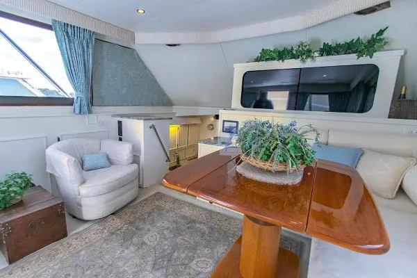 Slide: The Image of Hatteras 45 Convertible Sportfish 1987 - 10