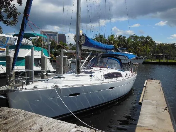 Slide: The Image of Beneteau Oceanis 40 2011 - 11
