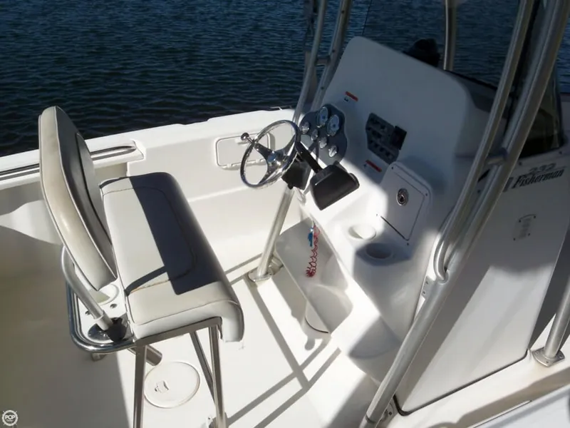 Slide: The Image of Wellcraft 23 Fisherman CC 2006 - 4