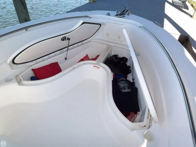 Slide: The Image of Wellcraft 23 Fisherman CC 2006 - 8