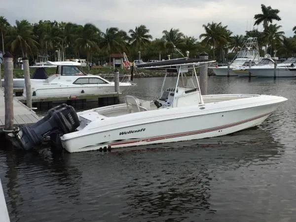 Slide: The Image of Wellcraft Scarab 29 Sport 2002 - 0