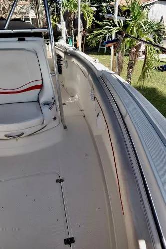 Slide: The Image of Wellcraft Scarab 29 Sport 2002 - 11