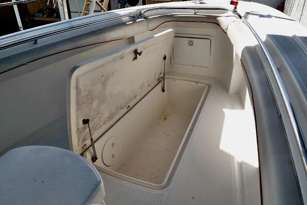 Slide: The Image of Wellcraft Scarab 29 Sport 2002 - 7