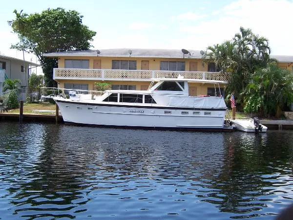 Slide: The Image of Hatteras Motor Yacht 1968 - 0