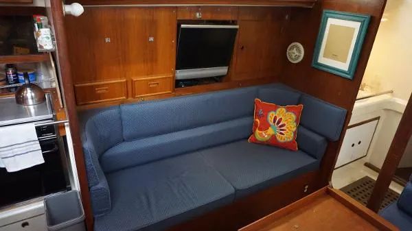 Slide: The Image of CAMPER & NICHOLSON 44 Center Cockpit Ketch 1977 - 10