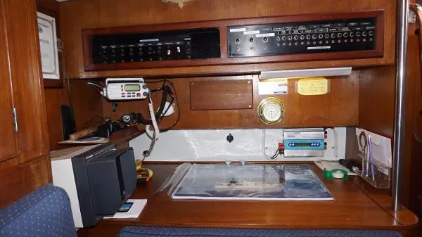Slide: The Image of CAMPER & NICHOLSON 44 Center Cockpit Ketch 1977 - 11