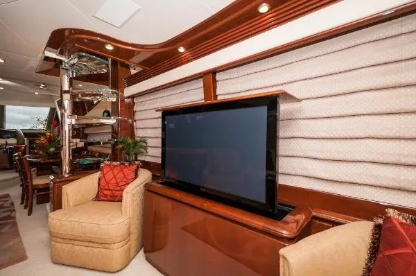 Slide: The Image of Marquis Motor Yacht 2007 - 6