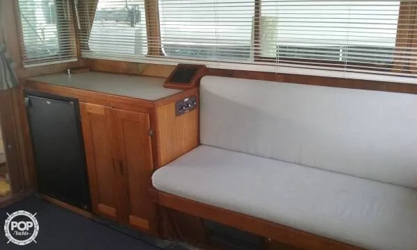 Slide: The Image of Wellcraft 34 Californian 1982 - 4