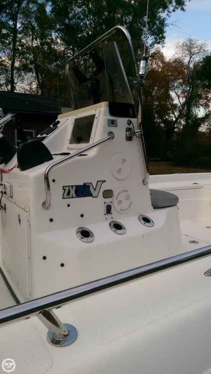 Slide: The Image of Skeeter ZX24V 2007 - 10
