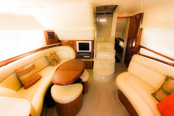 Slide: The Image of Sea Ray 390 Motor Yacht 2004 - 4