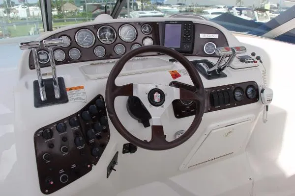 Slide: The Image of Chris-Craft 328 Express Cruiser 2000 - 2