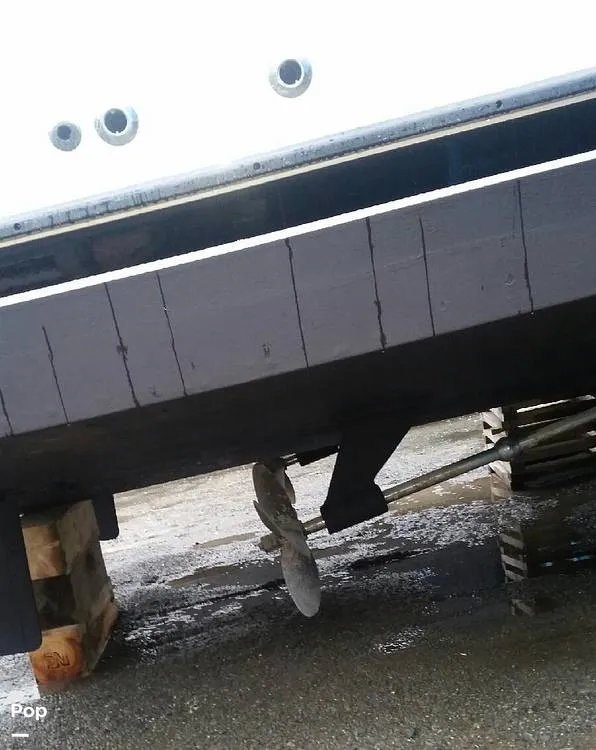 Slide: The Image of Bayliner 4587 Cockpit Motor Yacht 1995 - 7