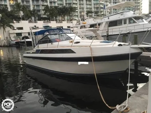 Slide: The Image of Carver Yachts 32 Montego 1987 - 7