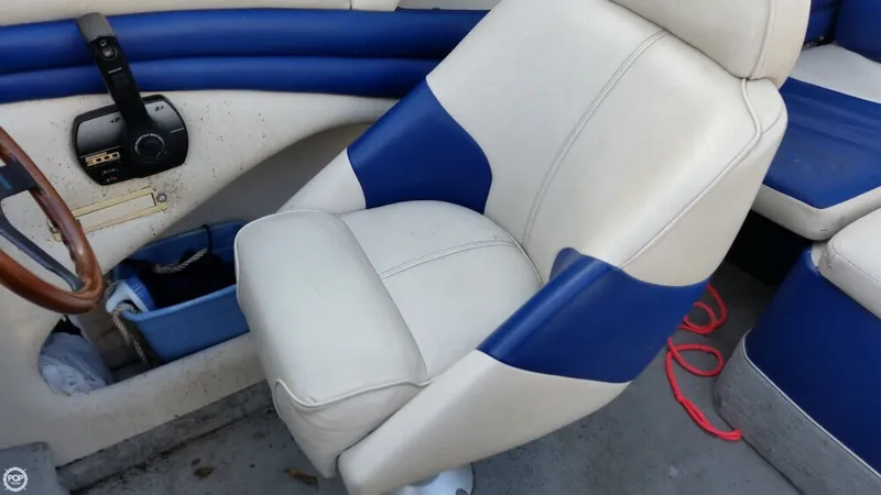 Slide: The Image of Crownline Boats 210 Cuddy 1996 - 7