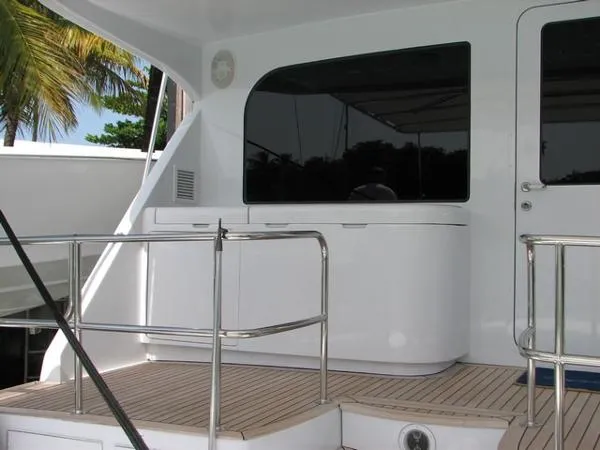 Slide: The Image of Hatteras 70 Convertible Enclosed Bridge MTU 2000 - 2