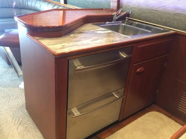 Slide: The Image of Garlington Custom Sportfish 58 Convertible 1988 - 8
