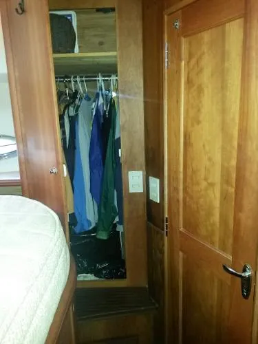 Slide: The Image of Silverton 43 Motor Yacht 2003 - 9