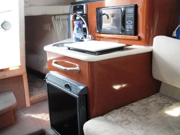 Slide: The Image of Sea Ray 240 Sundancer 2004 - 8