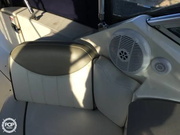 Slide: The Image of Sea Ray 240 Sundancer 2006 - 2