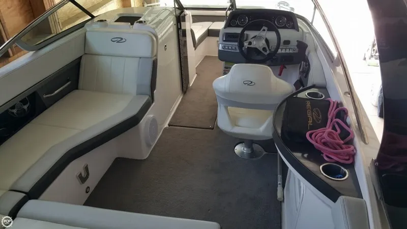 Slide: The Image of Regal 24 FASDECK RX 2012 - 10