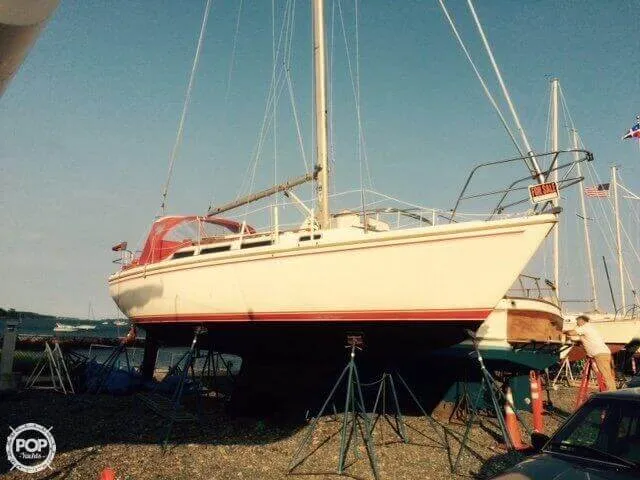 Slide: The Image of Catalina 30 1983 - 9
