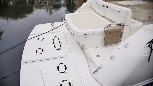 Slide: The Image of Sea Ray 450 Sundancer 2012 - 10