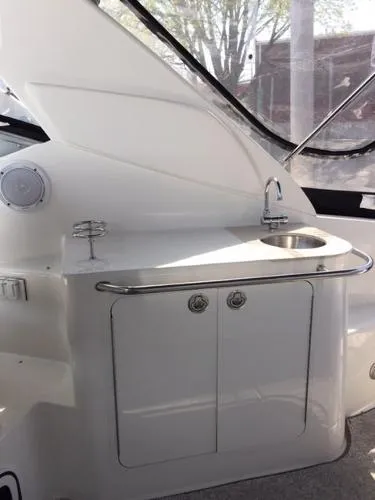 Slide: The Image of Sea Ray 280 Sundancer 2011 - 5