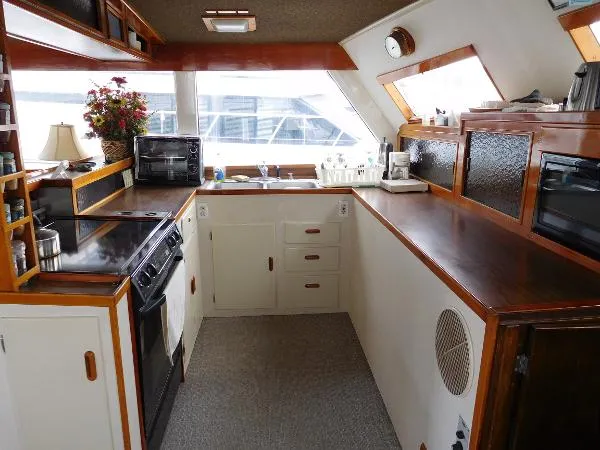 Slide: The Image of Harkers Island Flybridge Sportfisher 1970 - 5
