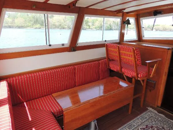 Slide: The Image of Ellis 32 Extended Wheelhouse 1996 - 10