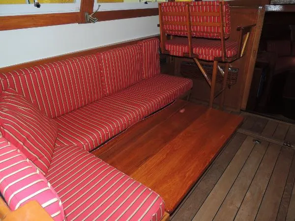 Slide: The Image of Ellis 32 Extended Wheelhouse 1996 - 11