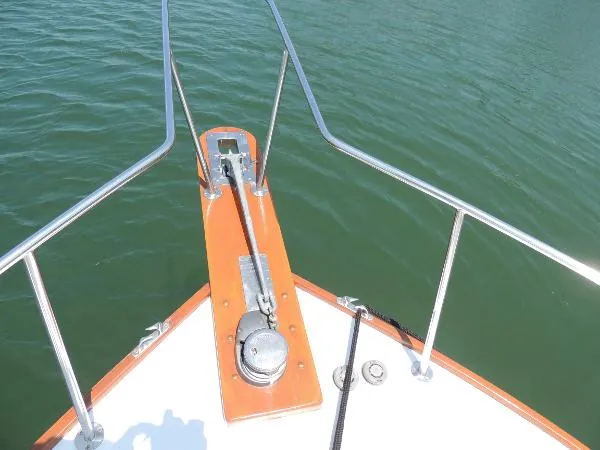 Slide: The Image of Ellis 32 Extended Wheelhouse 1996 - 5