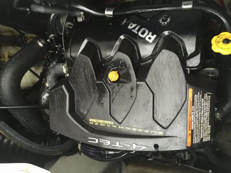 Slide: The Image of Sea-Doo Challenger 180 SE 2008 - 1