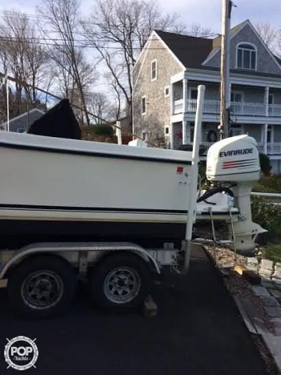 Slide: The Image of Robalo 2320 1997 - 11
