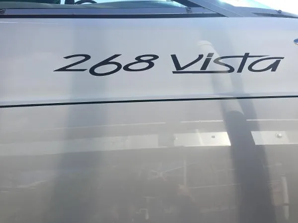 Slide: The Image of Four Winns 268 Vista 2000 - 2