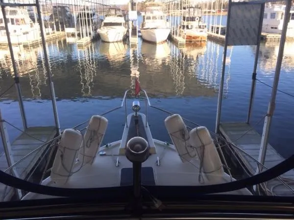 Slide: The Image of Chris-Craft Corinthian 1985 - 11
