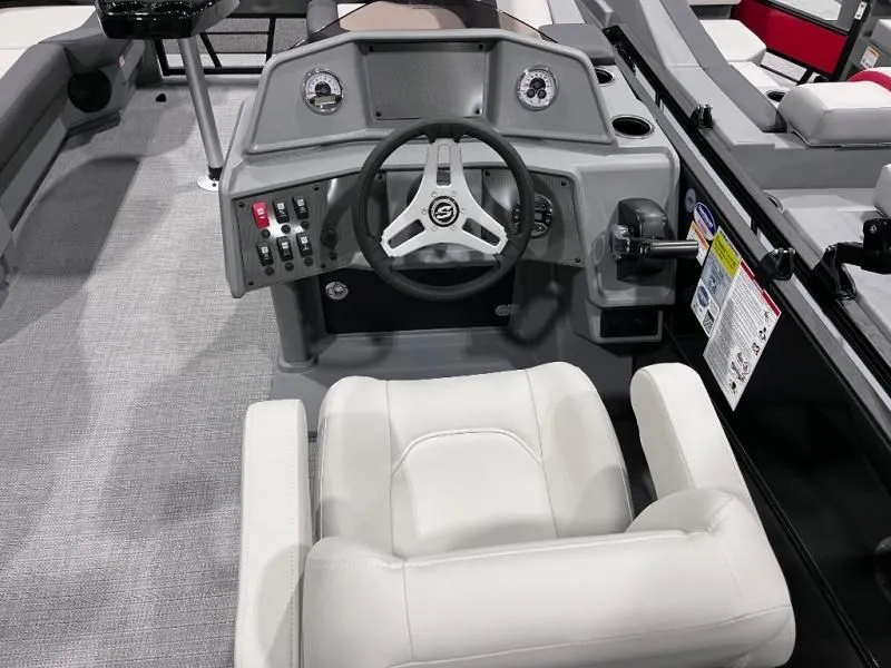 Slide: The Image of R-Series R-20 CLZ DH 2026 - 8