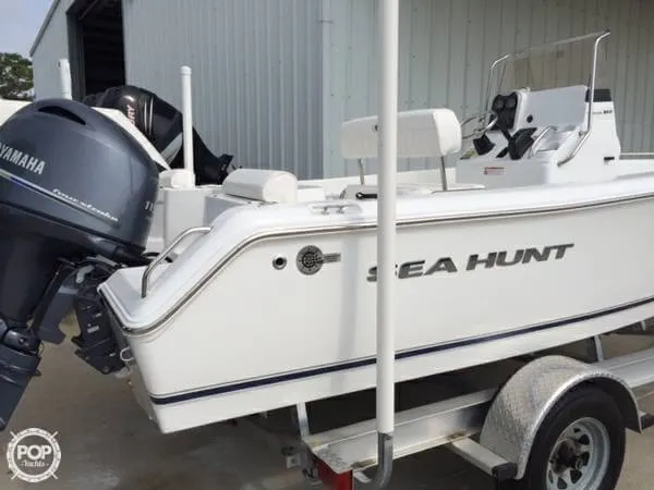 Slide: The Image of Sea Hunt Triton 188 2015 - 3