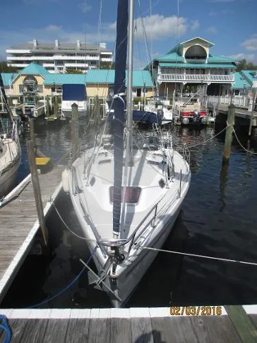 Slide: The Image of Catalina 320 MkII 2008 - 3